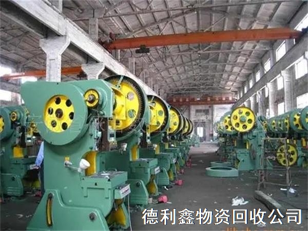 天津旧机床回收，天津加工中心回收，天津数控车床回收
